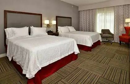 Hotel Hampton &